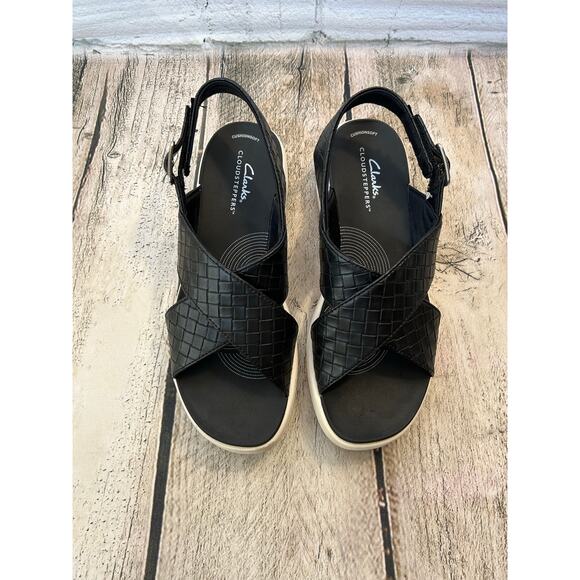 CLARKS Women’s Cloudsteppers Drift Sun Woven Wedge Sandals / Size: 7 - Picture 2 of 10
